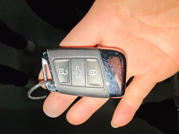 Volkswagen Passat 2022, 48099 км, за 16840 USD - фото 9