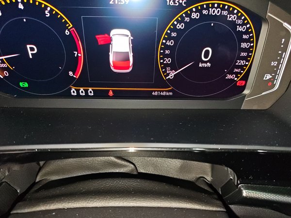 Volkswagen Passat 2022, 48099 км, за 16840 USD - фото 18