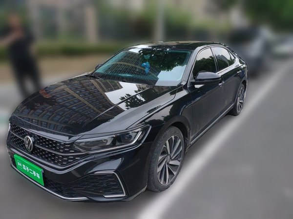 Volkswagen Passat · 2022 год