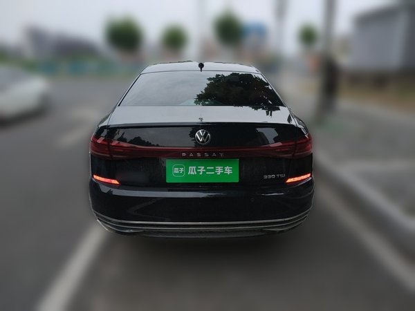Volkswagen Passat 2022, 53400 км, за 17732 USD