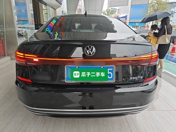 Volkswagen Passat 2022, 89900 км, за 16175 USD
