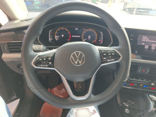 Volkswagen Passat 2023, 17200 км, за 20143 USD - фото 23