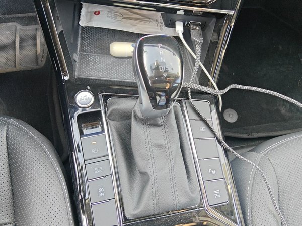 Volkswagen Passat 2023, 31200 км, за 20424 USD - фото 15