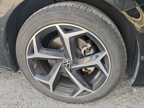 Volkswagen Passat 2023, 31200 км, за 20424 USD - фото 8