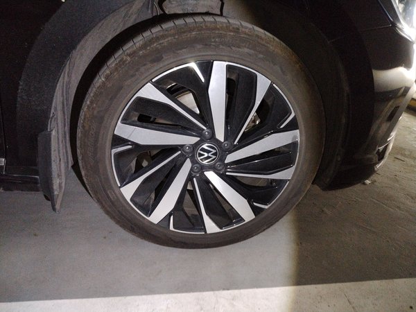 Volkswagen Passat 2023, 35000 км, за 21504 USD - фото 8