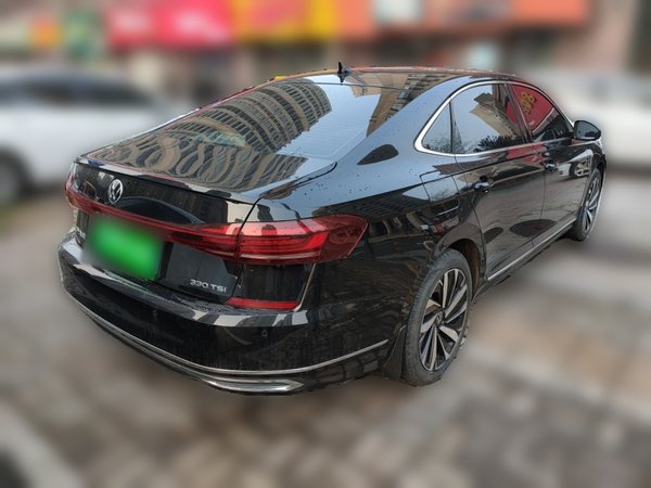 Volkswagen Passat · 2023 год