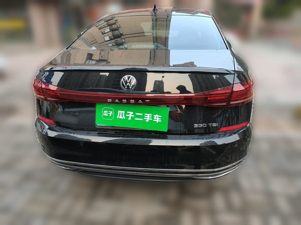 Volkswagen Passat 2023, 35900 км, за 18876 USD - фото 8