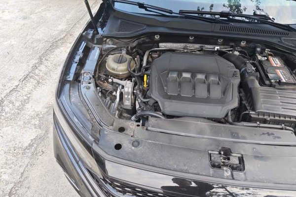 Volkswagen Passat 2023, 52600 км, за 14588 USD - фото 23