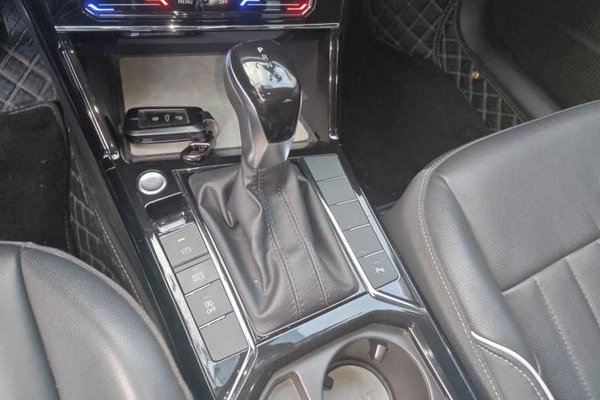 Volkswagen Passat 2023, 52600 км, за 14588 USD - фото 14