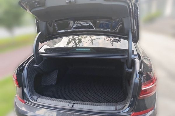 Volkswagen Passat 2023, 52600 км, за 14588 USD - фото 19