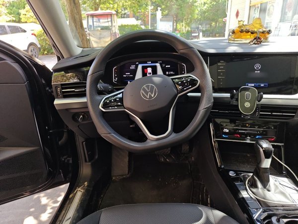 Volkswagen Passat 2024, 14500 км, за 20748 USD - фото 9