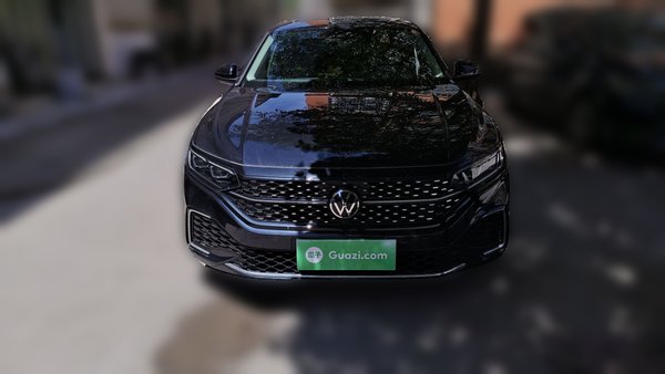 Volkswagen Passat 2024, 14500 км, за 20748 USD - фото 2