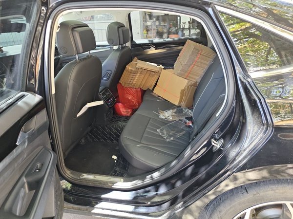 Volkswagen Passat 2024, 14500 км, за 20748 USD