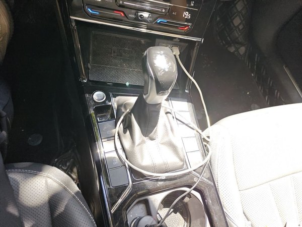 Volkswagen Passat 2024, 14500 км, за 20748 USD - фото 13