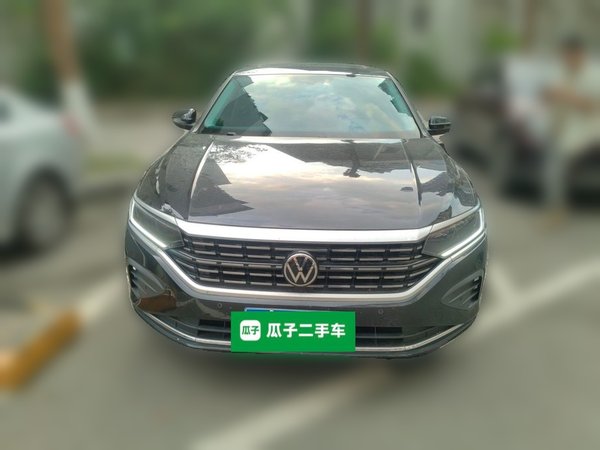 Volkswagen Passat 2024, 18700 км, за 18727 USD