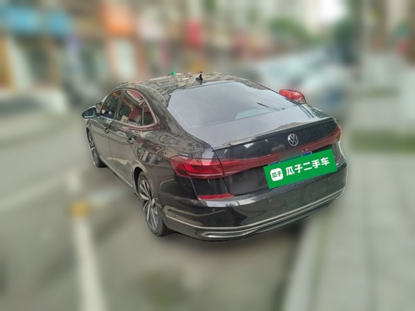 Volkswagen Passat 2024, 18700 км, за 18727 USD