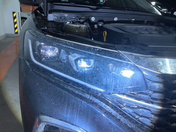 Volkswagen Passat 2024, 25900 км, за 19686 USD - фото 8