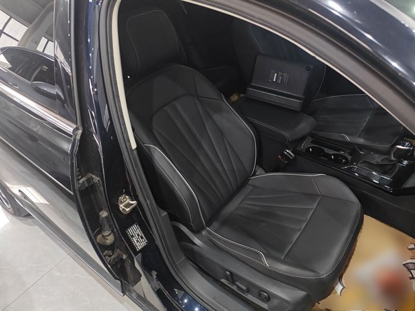 Volkswagen Passat 2024, 32800 км, за 19982 USD - фото 23