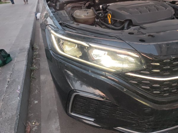 Volkswagen Passat 2024, 35800 км, за 21035 USD - фото 7