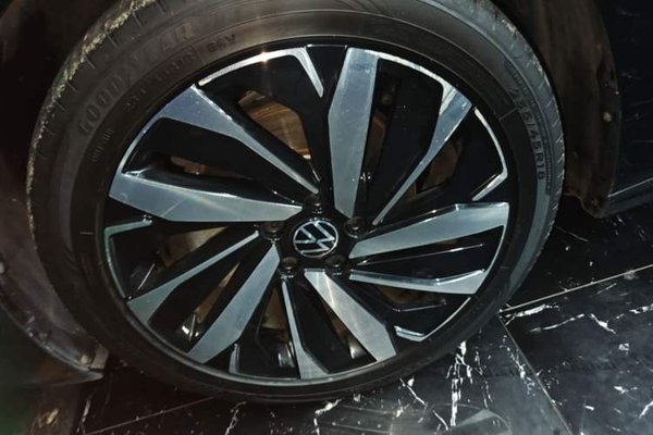 Volkswagen Passat 2024, 61900 км, за 20355 USD - фото 15