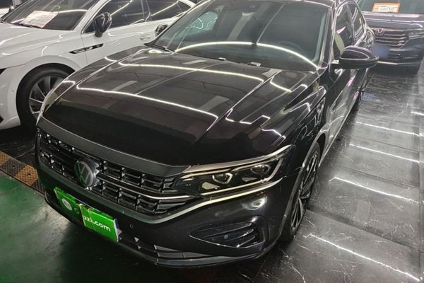 Volkswagen Passat · 2024 год