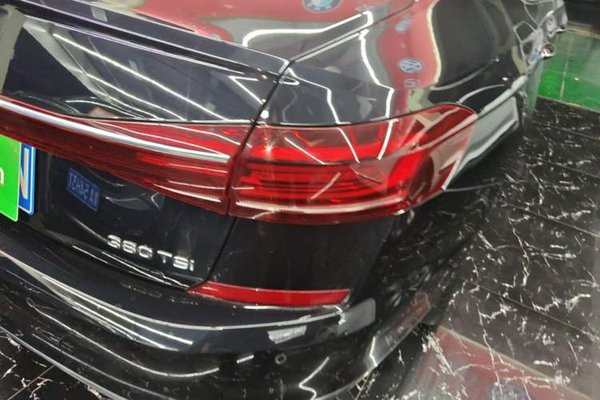 Volkswagen Passat 2024, 61900 км, за 20355 USD - фото 7
