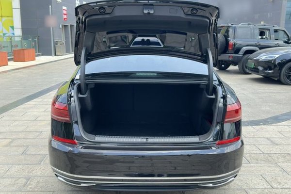 Volkswagen Passat 2025, за 21780 USD - фото 13
