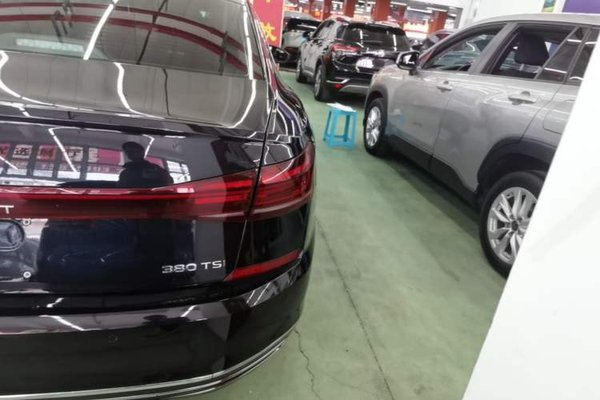 Volkswagen Passat 2025, 33600 км, за 19307 USD - фото 7