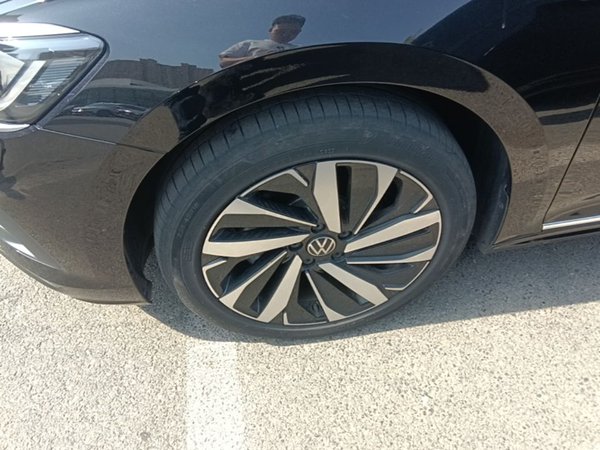 Volkswagen Passat 2025, 37700 км, за 22064 USD - фото 8