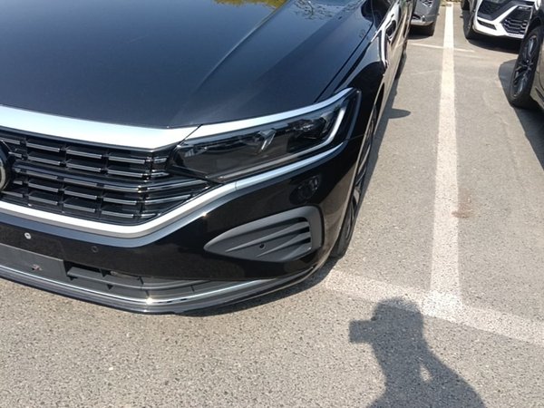 Volkswagen Passat 2025, 37700 км, за 22064 USD - фото 9