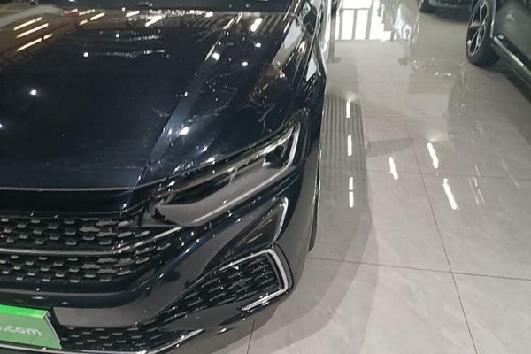 Volkswagen Passat 2025, 7700 км, за 22364 USD - фото 8