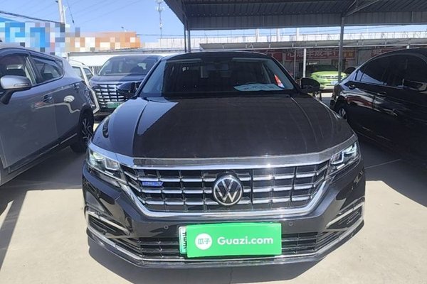Volkswagen Passat New Energy 2020, 79600 км, за 13866 USD
