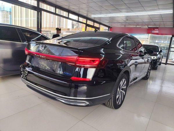 Volkswagen Passat New Energy 2022, 104100 км, за 14043 USD - фото 6
