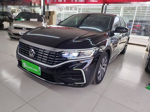 Volkswagen Passat New Energy · 2022 год