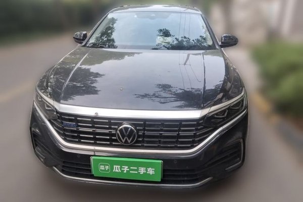 Volkswagen Passat New Energy 2022, 35300 км, за 16839 USD