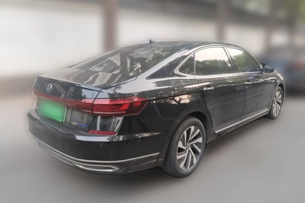 Volkswagen Passat New Energy 2022, 35300 км, за 16839 USD - фото 6