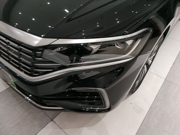 Volkswagen Passat New Energy 2022, 81500 км, за 16468 USD - фото 9