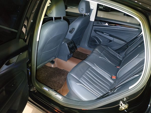 Volkswagen Passat New Energy 2022, 81500 км, за 16468 USD - фото 20