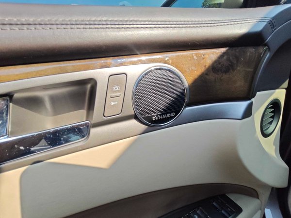 Volkswagen Phaeton 2012, 149300 км, за 18372 USD - фото 7