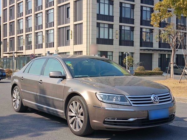 Volkswagen Phaeton 2012, 149300 км, за 17067 USD