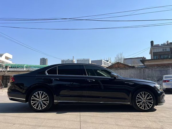 Volkswagen Phideon 2019, 80500 км, за 21319 USD
