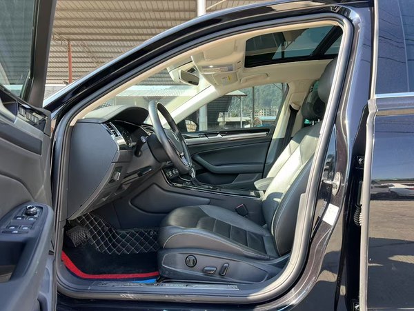 Volkswagen Phideon 2019, 80500 км, за 21319 USD - фото 10