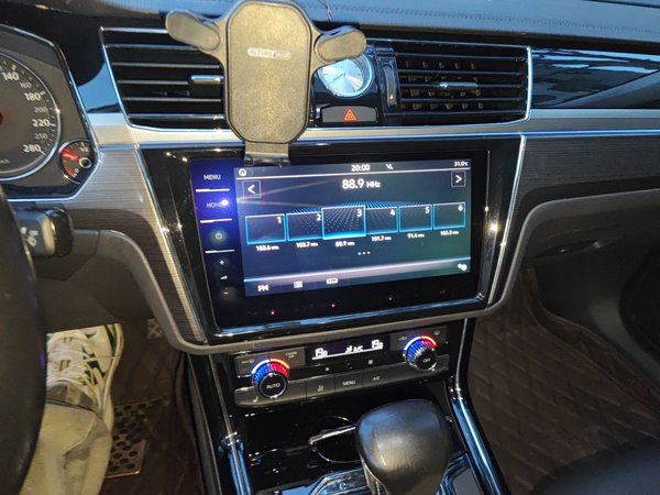 Volkswagen Phideon 2019, 95800 км, за 14828 USD - фото 14