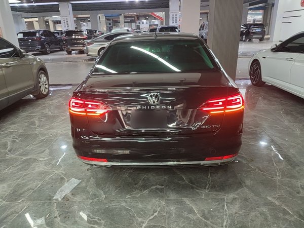 Volkswagen Phideon 2021, 81400 км, за 22185 USD
