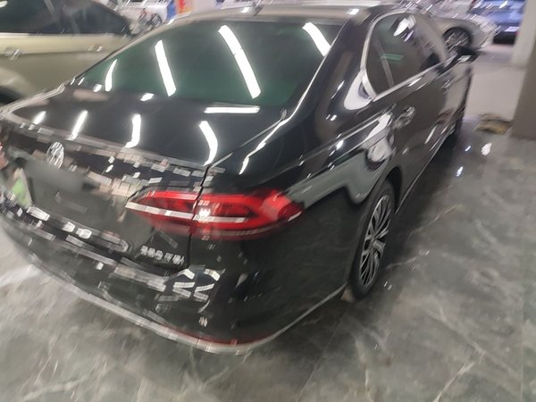Volkswagen Phideon 2021, 81400 км, за 22185 USD - фото 7