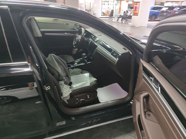 Volkswagen Phideon 2021, 81400 км, за 22185 USD - фото 23