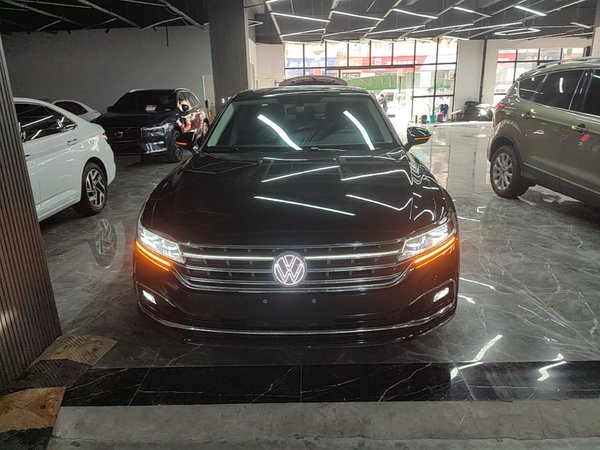 Volkswagen Phideon 2021, 81400 км, за 22185 USD