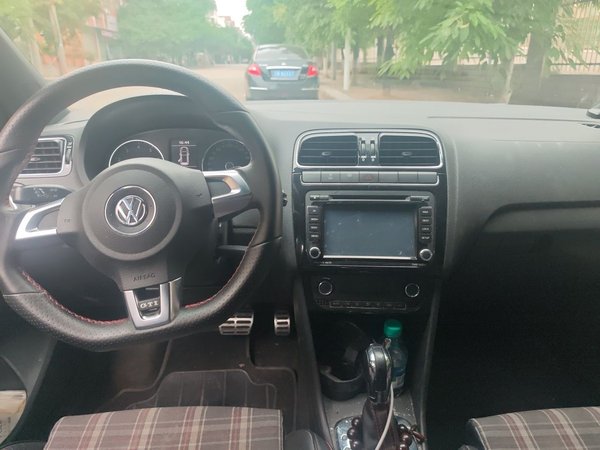 Volkswagen Polo 2012, 114000 км, за 4611 USD - фото 10