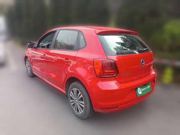 Volkswagen Polo 2014, 28000 км, за 4473 USD