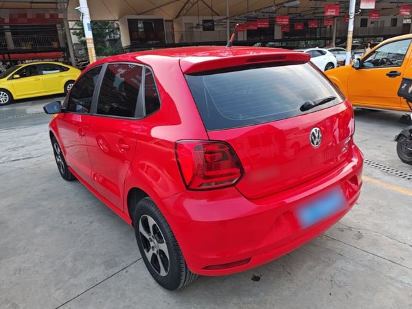 Volkswagen Polo 2014, 79500 км, за 4652 USD